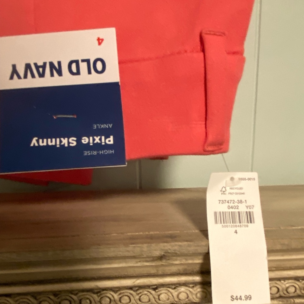 NWT Old Navy Pixie Skinny Pink/Coral Pants Size 4 - Picture 2 of 6